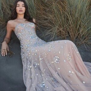 NWT Mac Duggal Pink Strapless Sweetheart Embellished Net Gown